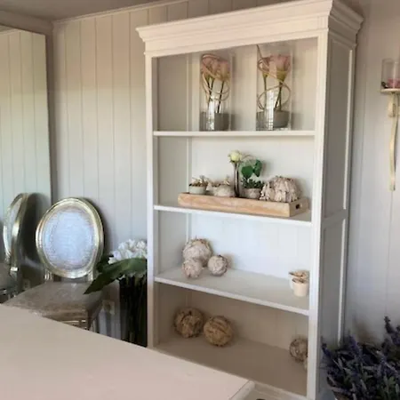 Diane'S Cottage